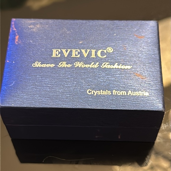 New! EVEVIC Austrian crystals earring - Picture 5 of 5